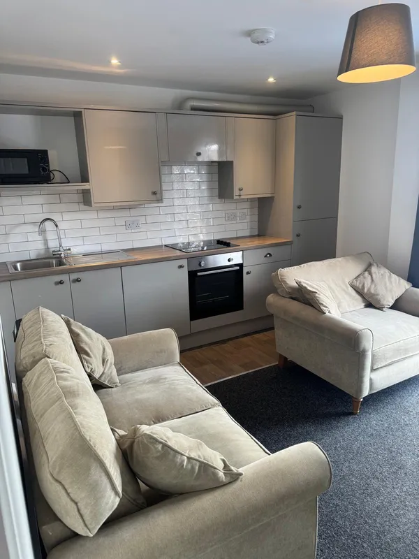 Ensuite // High Street // 1 Bed Apartment // JULY 2026 - Thumbnail 1